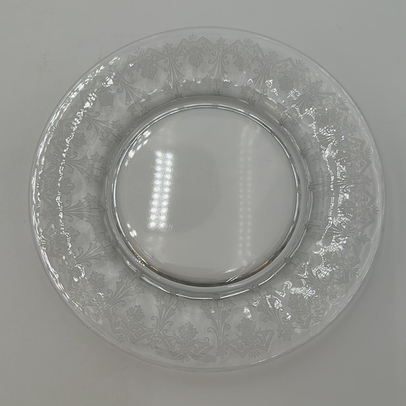 Vesta Clear Luncheon Plate by Glastonbury Lotus- set of 4 - Picture 11 of 16